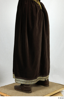  Photos Woman in Historical Dress 59 17th century Historical clothing brown yellow and dress lower body skirt 0004.jpg